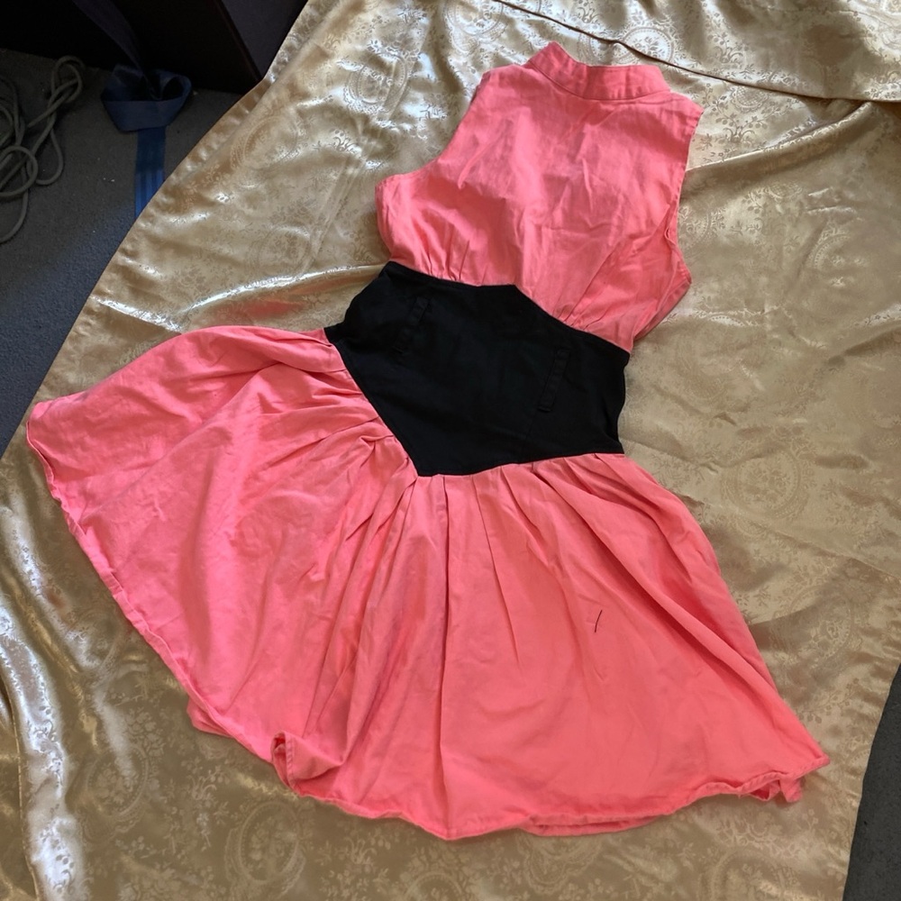 Vintage 90s 2000s Cotton Pink and black skater Dress size 9 with basque waist